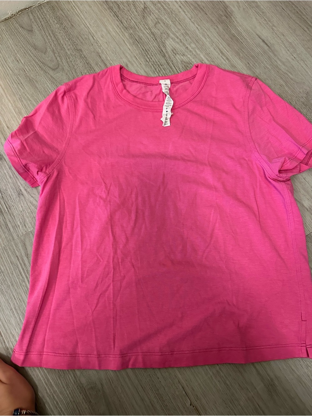 Women’s Classic Fit Cotton Tee in Sonic Pink